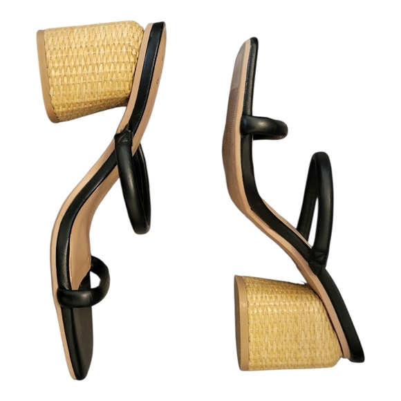 🔥6 FOR $25!🔥a new day! Black and Tan Woven Heel Sandals - Picture 1 of 4